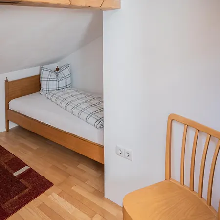 Annelies - Hof 280 Apartmán Lingenau